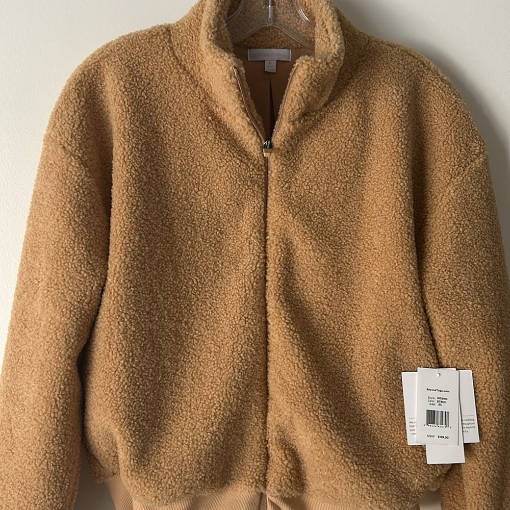 BEYOND YOGA Brave the Elements Sherpa Jacket / Butterscotch XS / Faux Fur / NEW